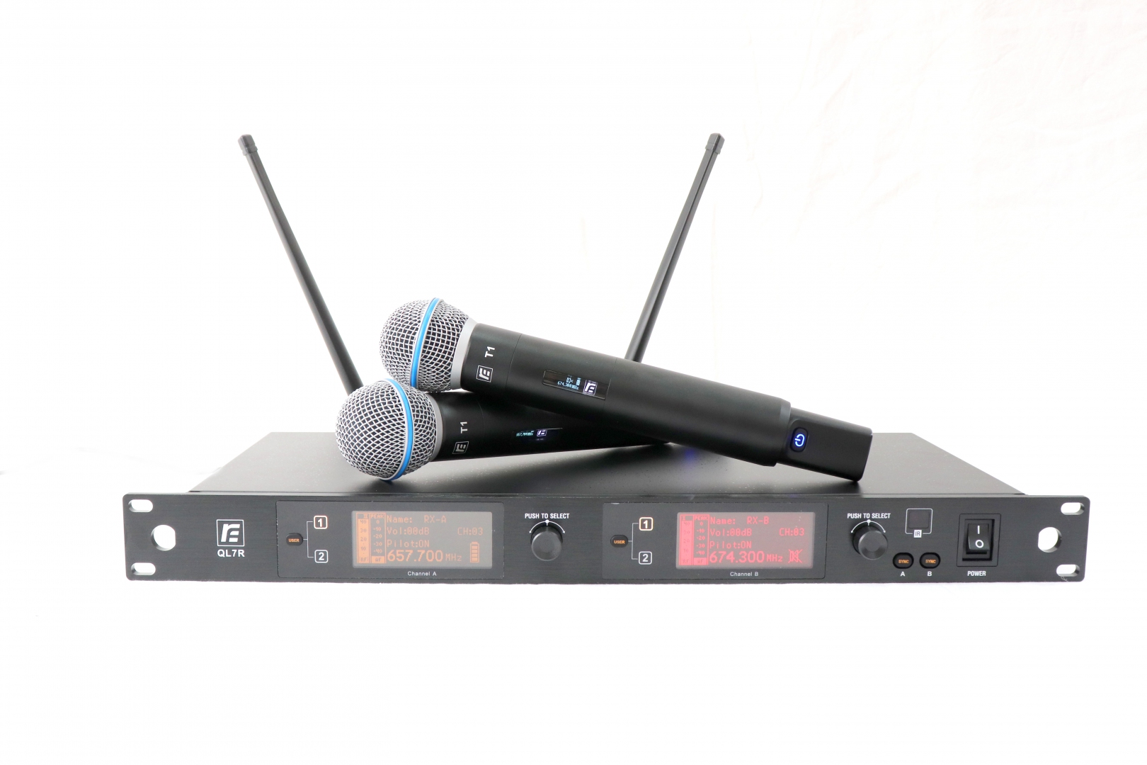 RFIntell QL7R/T1-A 651,800-683,400 МГц 2-канальная радиосистема с 2-мя ручными микрофонами в Каменск-Шахтинске